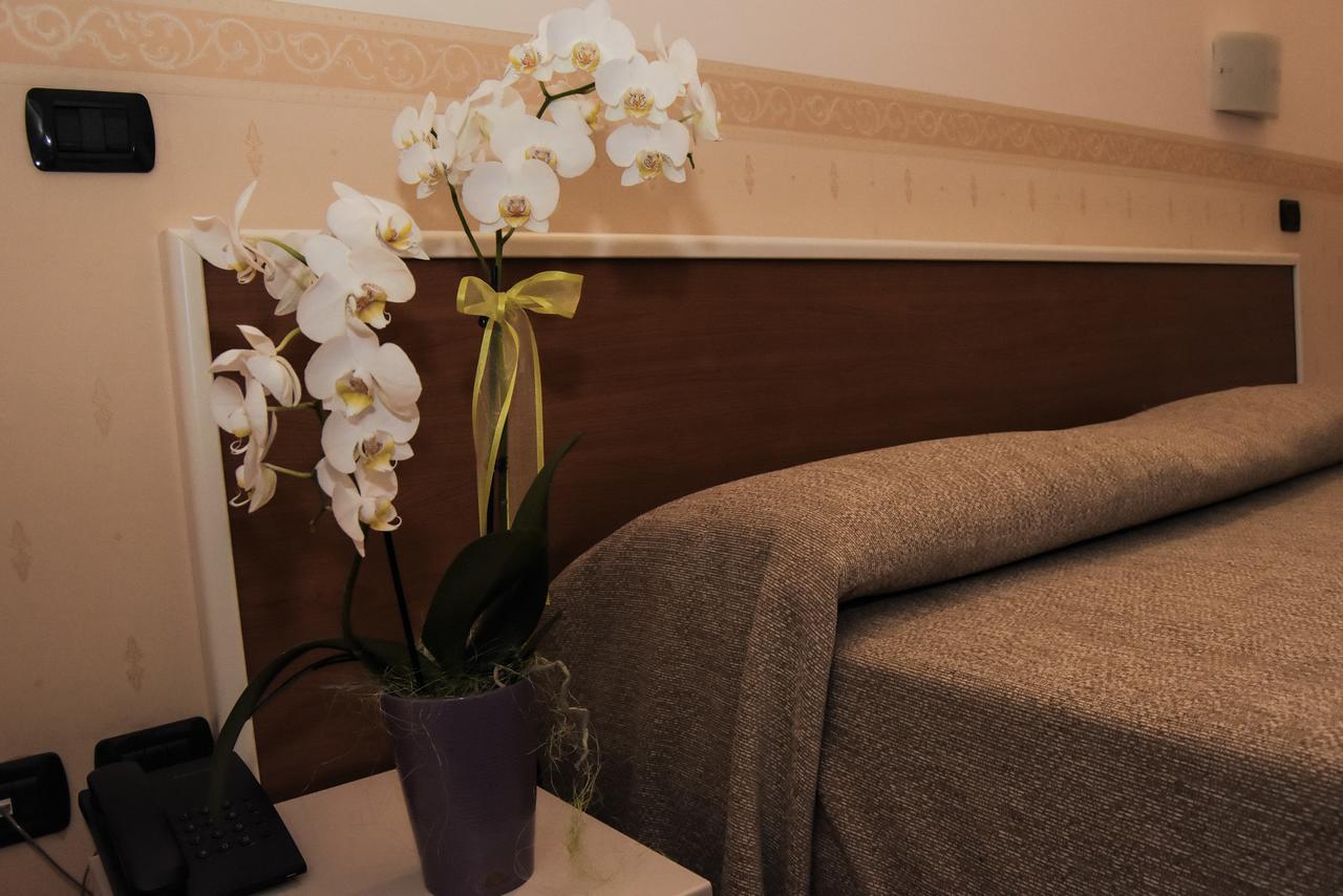Albergo Munsci' Rovello Porro Dış mekan fotoğraf